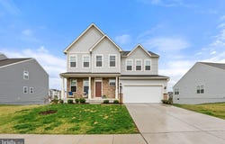 82 TRIBERG DRIVE, CHARLES TOWN, WV 25414