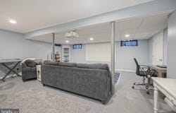 1 PADDOCK WAY, MOUNT HOLLY, NJ 08060