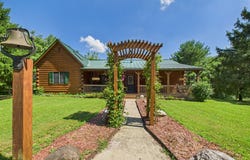 1147 Woods Road, Richmond, IN 47374