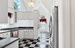 4770 Winterberry Place, Columbus, IN 47201