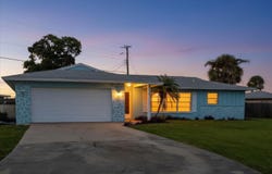 1797 POMELO Drive, VENICE, FL 34293