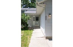 402 STAFFORDSHIRE, POPLAR GROVE, IL 61065