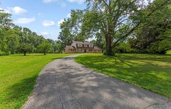 1621 RIVERBEND RD, HOPKINSVILLE, KY 42240