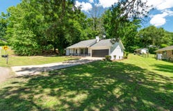 205 Sunset Dr, Petal, MS 39465