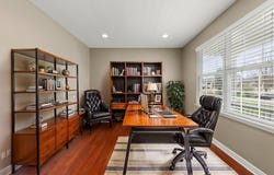 1n586 Eastern Avenue, Glen Ellyn, IL 60137