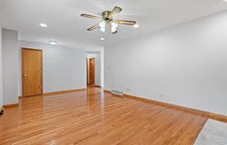 211 Spruce Hills Drive, Cedar Falls, IA 50613