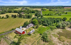 N9523 North River Rd, Ixonia, WI 53036