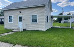 302 W Pleasant Street, Churubusco, IN 46723