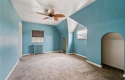200 clairton blvd, Pleasant Hills, PA 15236
