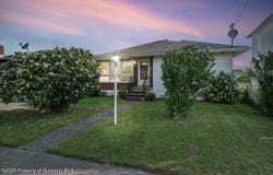 611 Throop Street, Dunmore, PA 18512