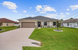 5 FIFER LANE, PALM COAST, FL 32137