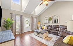 346 London, Mt Washington, KY 40047