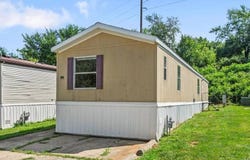 1751 North Grand Ave W, Springfield, IL 62702