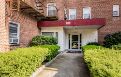 609 NE PALMER RD, Yonkers, NY 10701