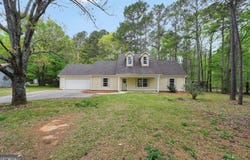 254 Barnesville, Milner, GA 30257