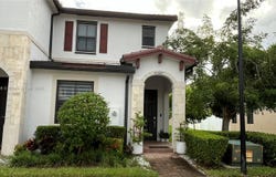 10587 W 33rd Ct, Hialeah, FL 33018