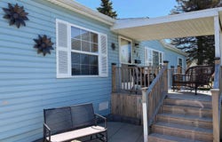 421 Red Pine Drive, Flint, MI 48506