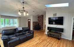 42 Ledge Road, Coventry, RI 02816