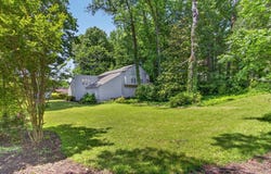 3121 BEECHRUN Dr, Memphis, TN 38128