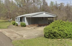 1800 Ingram Road, Benton, MS 39039