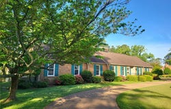 623 Haystack Landing RD, Newport News, VA 23602