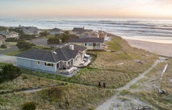 45775 Kinnikinnick Drive, Neskowin, OR 97149