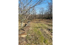 Falcon Lane, Eufaula, OK 74432
