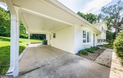 704 KINGS LANE, FORT WASHINGTON, MD 20744