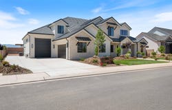 2864 S MAGNOLIA LN, St George, UT 84790