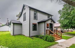 621 1St Street, Traer, IA 50675