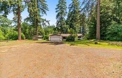 23560 SUTTLE Rd, Veneta, OR 97487