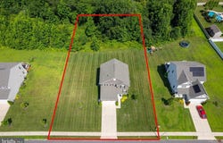 53 OAK LANE, CARNEYS POINT, NJ 08069
