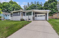 395 4th Street, Manistee, MI 49660