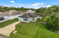 2919 SE Cypress Street, Stuart, FL 34997