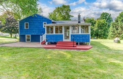 1707 Richwood Drive, Schodack, NY 12033