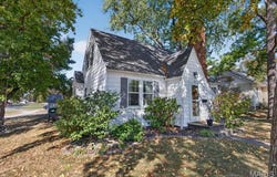 1391 Fairfax Street, Carlyle, IL 62231