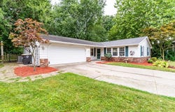 4101 Darby Drive, Fort Wayne, IN 46815-5205