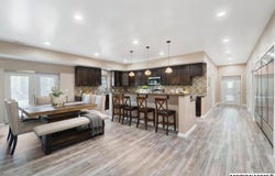2700 4th NW, MASON CITY, IA 50401