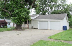 107  Fairview Drive, Carmi, IL 62821