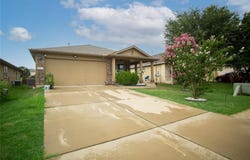 6912 Plains Crest DR, Del Valle, TX 78617