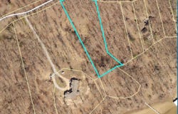 990 Shawnee Bay Rd, Benton, KY 42029