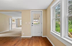 1889 Clarence Street, Maplewood, MN 55109