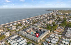 68 Kings Highway, Hampton, NH 03842