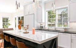 22 Stein Cir, Newton, MA 02459