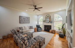 250 Spring Valley, Paducah, KY 42003