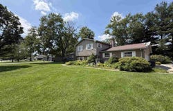 1890 Oak Street, Linton, IN 47441