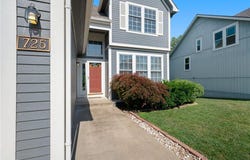 725 Redbud Drive, Paola, KS 66071