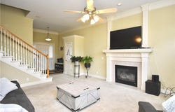 925 Redwood Circle, Liberty, MO 64068