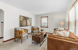 3724 Gordon Avenue, St John, MO 63114