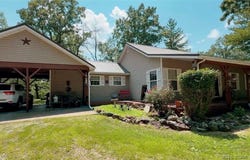 160 Salt Ground Road, Macks Creek, MO 65786